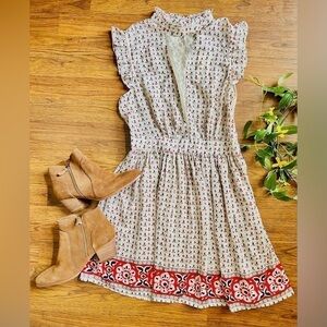 Forever21 High Neck Flutter Sleeve Lace Dress Size M NWT